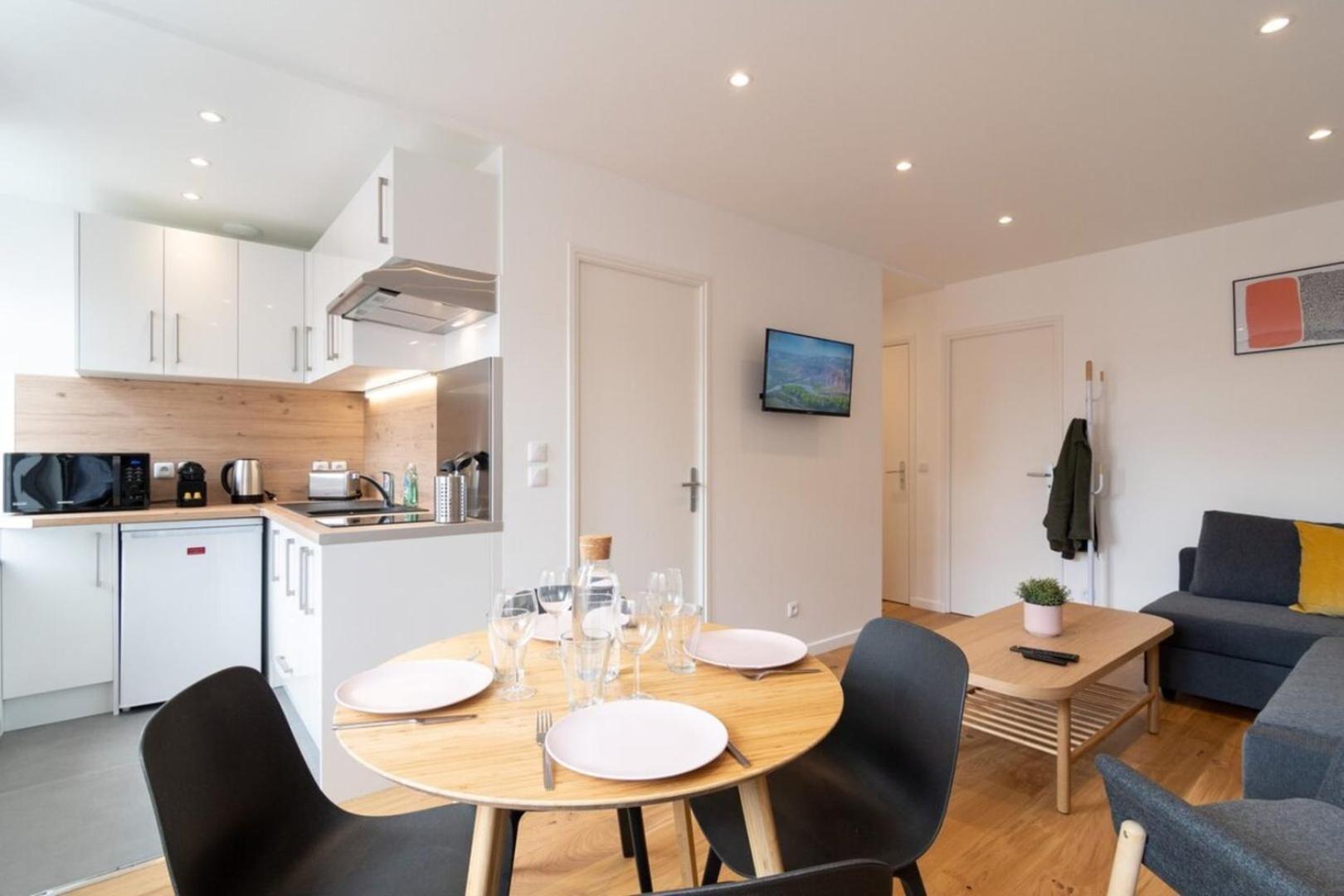 Lille Center Equipped And Bright Apartment Екстериор снимка
